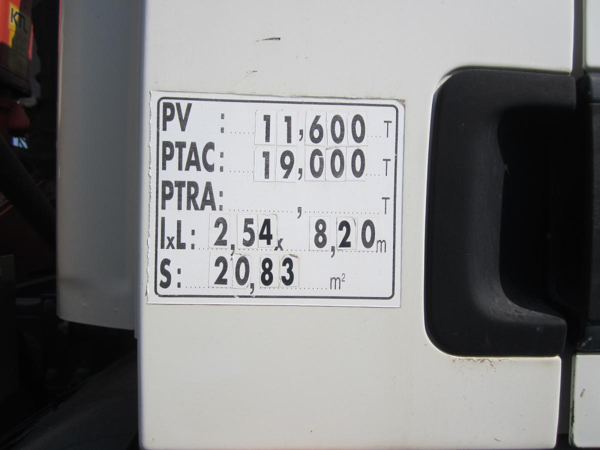 Billenőplatós teherautó DAF CF75 310: 8 kép.