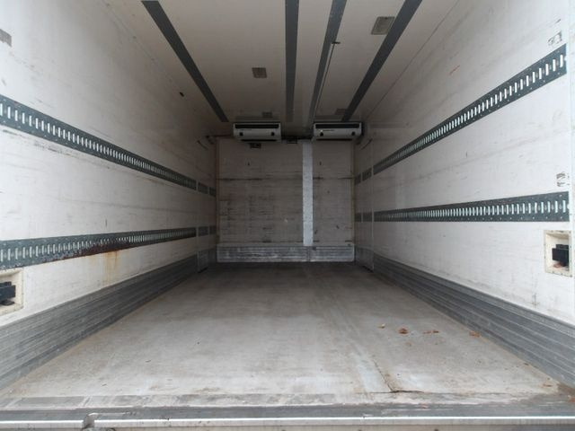 Hűtős teherautó DAF CF 75.250 Refrigerated truck Thermo King: 13 kép.