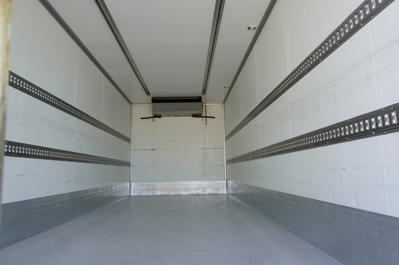 DAF LF 16.250 E6 / Refrigerator/ ATP/FRC to 2027 / 18 pallets / sleeping cabin lízing DAF LF 16.250 E6 / Refrigerator/ ATP/FRC to 2027 / 18 pallets / sleeping cabin: 9 kép.