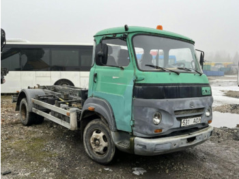 Horgos rakodó teherautó Daewoo AVIA A75N: 1 kép.