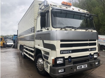 Dobozos felépítményű teherautó FODEN 4300 6X2 BOX VAN