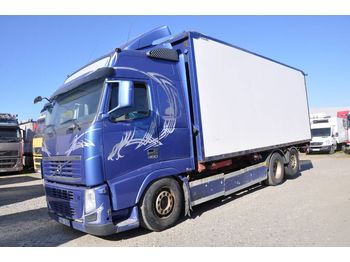 Dobozos felépítményű teherautó VOLVO FH480