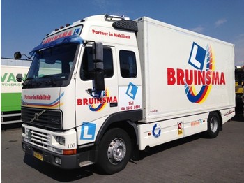 Dobozos felépítményű teherautó Volvo FH12 340 Closed Box Euro 2