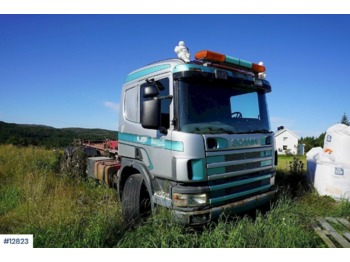 Horgos rakodó teherautó Scania P124