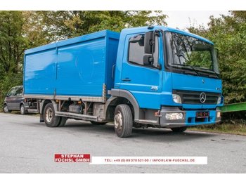 Italszállító teherautó Mercedes-Benz Atego 818 Getränkekoffer Rolladen 145tkm!