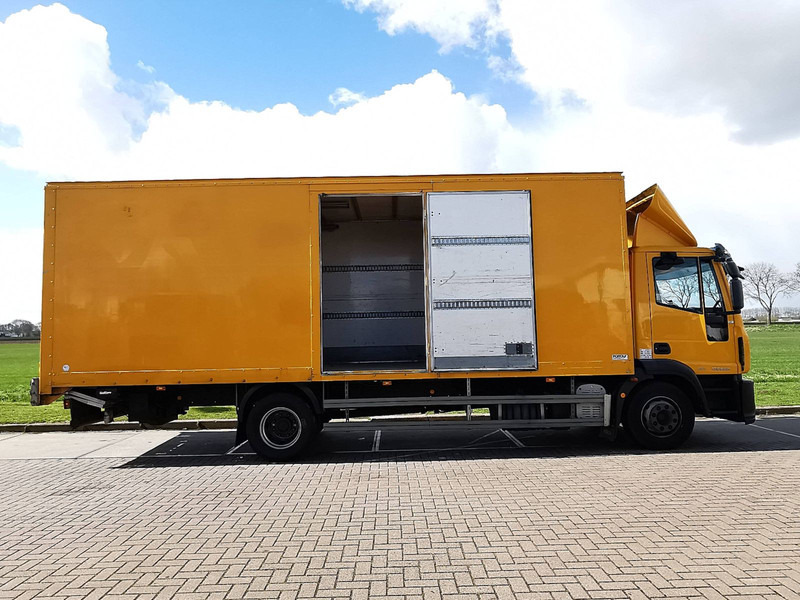 Dobozos felépítményű teherautó Iveco 120E22 EUROCARGO eev taillift: 14 kép.