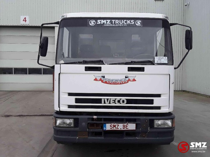 Billenőplatós teherautó Iveco Eurocargo 120 E 18: 3 kép.