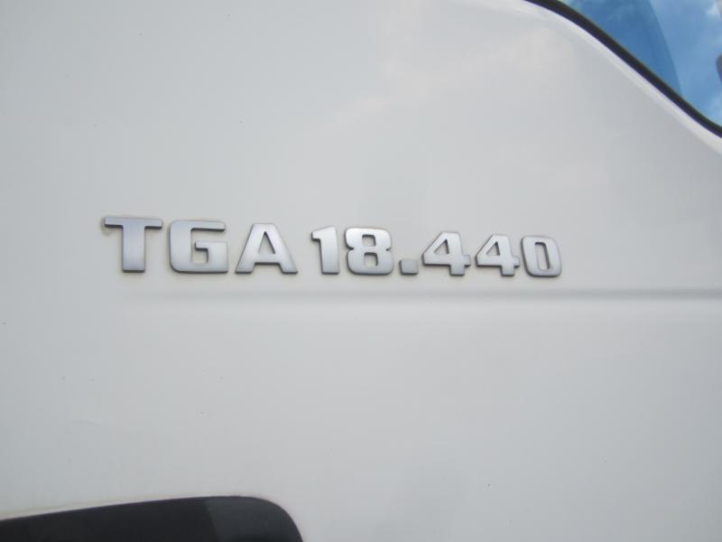 Platós teherautó, Darus autó MAN TGA: 6 kép.