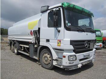 Tartályos teherautó a következők szállításához üzemanyag Mercedes Actros 2536: 1 kép.