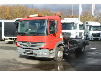 Horgos rakodó teherautó Mercedes-Benz ATEGO 1222 EURO 5, PALFINGER 6501: 1 kép.