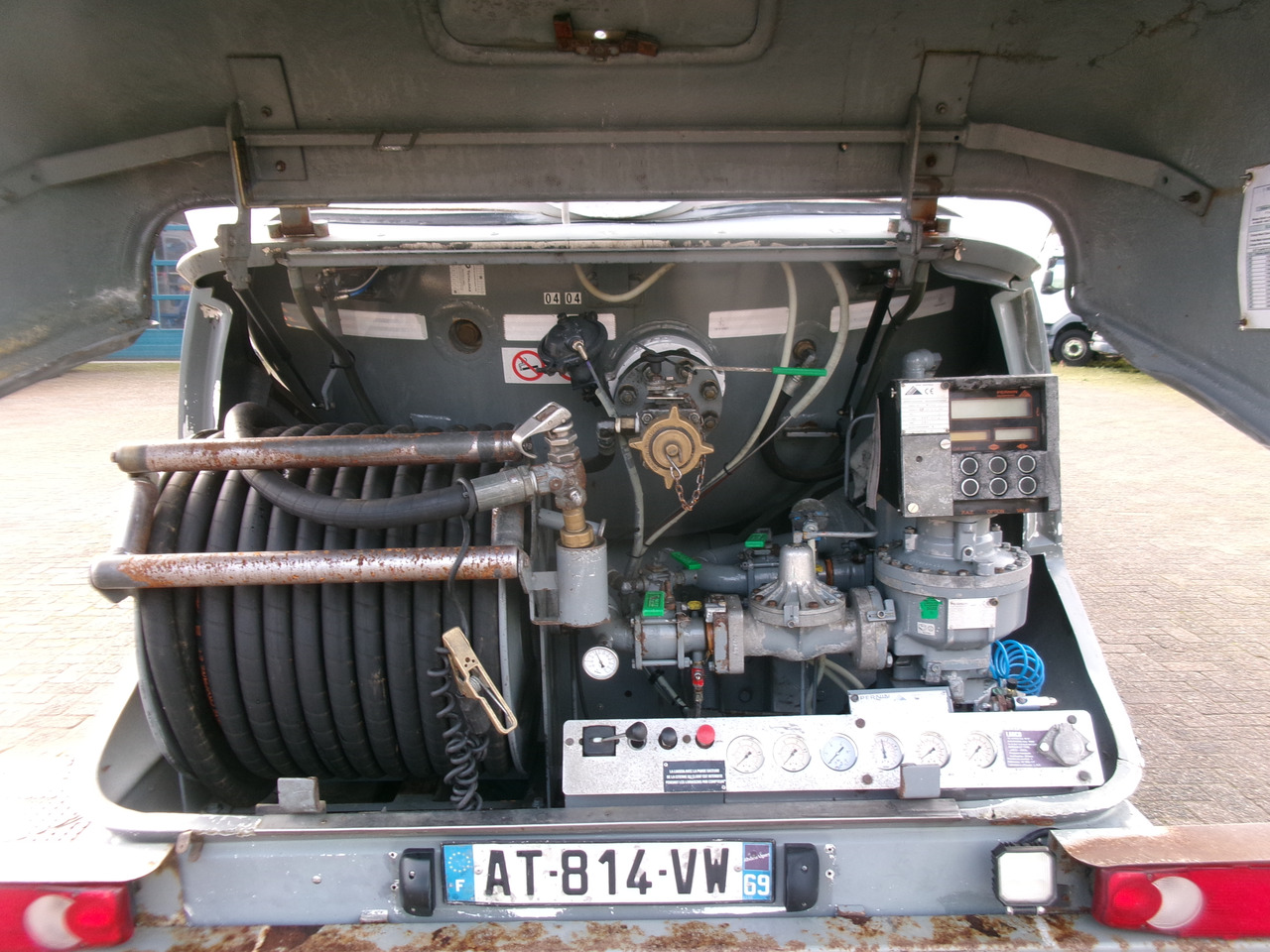 Tartályos teherautó a következők szállításához gáz Renault Midlum dci 4x2 gas tank 14.9 m3: 9 kép.