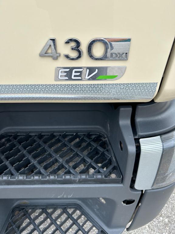Ponyvás teherautó Renault Premium 430  DXi  EEV 6x2: 13 kép.
