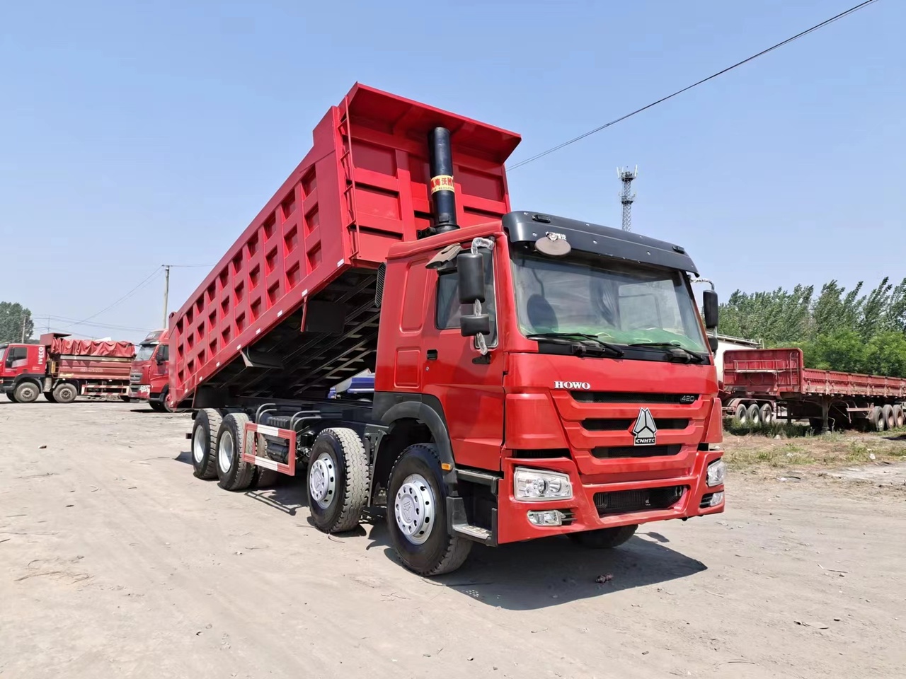 Billenőplatós teherautó a következők szállításához silózás SINOTRUK HOWO 420 Dump Truck: 5 kép.