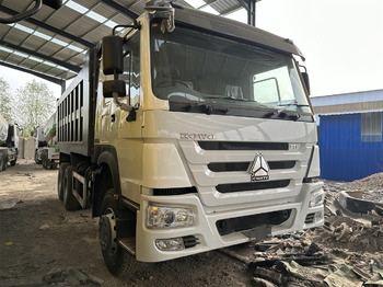 Billenőplatós teherautó a következők szállításához silózás SINOTRUK HOWO Dump truck 371 6x4: 4 kép.