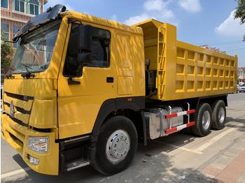 Billenőplatós teherautó a következők szállításához vegyi anyagok Sinotruk Sinotruk Dump truck: 1 kép.