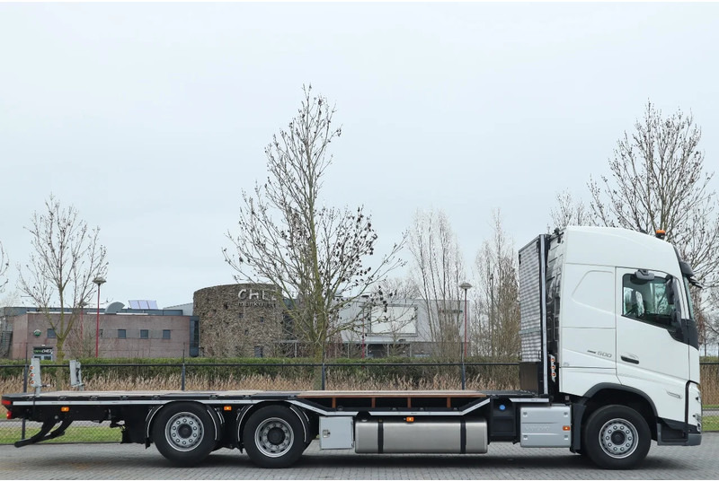 Dobozos felépítményű teherautó Volvo FH 500 NEW/NEU/ 6X2 MACHINE MASCHINEN TRANSPORT: 8 kép.