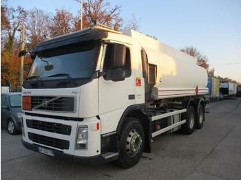 Tartályos teherautó a következők szállításához üzemanyag Volvo FM 440: 1 kép.