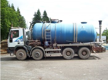 Iveco Euro Trakker 19 m³ Tankvolumen Wasserwagen - Többcélú/ Speciális jármű