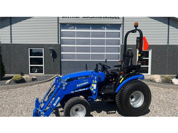 Solis H26 HST Turfdæk og Frontlæsser  - Kommunális traktor