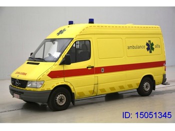 Mentőautó Mercedes-Benz Sprinter Sprinter 312D Ambulance