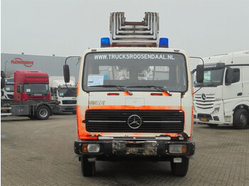 Tűzoltóautó Mercedes-Benz SK 1617 + Manual + PTO + Ladder + Fire Truck: 2 kép.