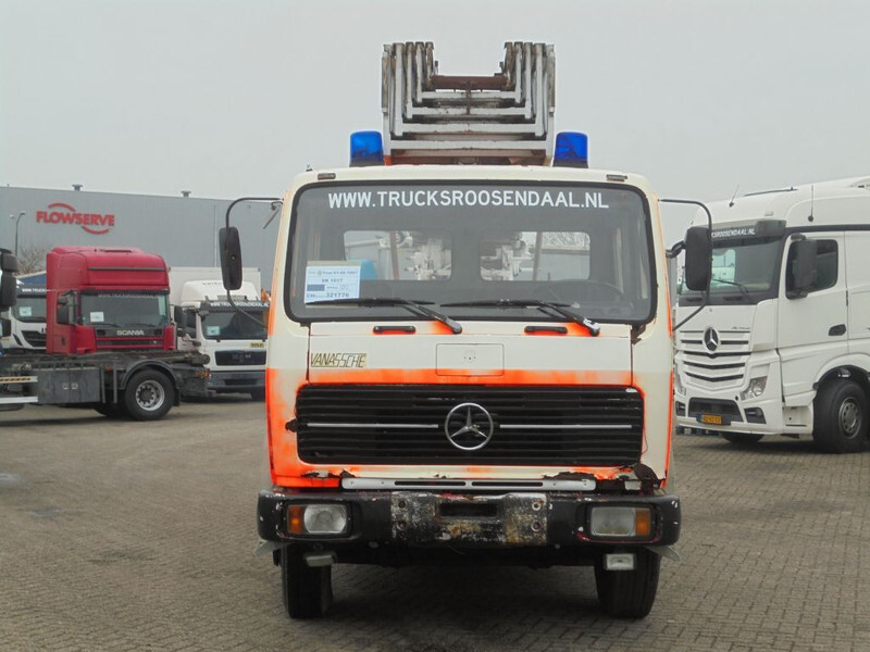 Tűzoltóautó Mercedes-Benz SK 1617 + Manual + PTO + Ladder + Fire Truck: 2 kép.