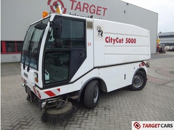 Bucher Citycat CC5000 Road Sweeper - Utcaseprő gép