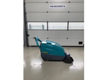 Útseprő autó EUREKA Kobra STH Veegmachine