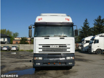 Nyergesvontató IVECO