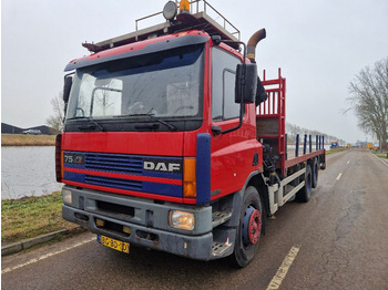 Dobozos felépítményű teherautó DAF