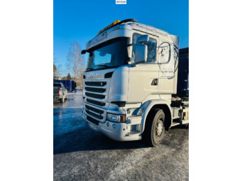 Horgos rakodó teherautó SCANIA R 580