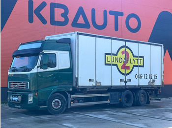 Dobozos felépítményű teherautó VOLVO FH12 420
