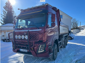 Billenőplatós teherautó VOLVO FMX 540