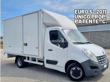 Dobozos kisteherautó RENAULT Master