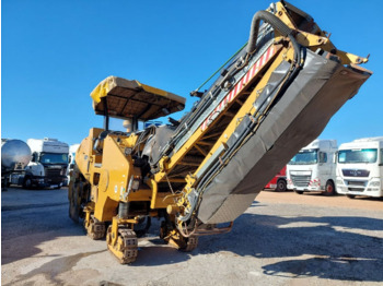 Caterpillar PM 102 - Aszfaltmaró: 1 kép.