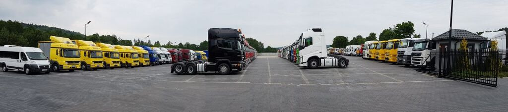 DUETDUDA - Félpótkocsik undefined: 17 kép.