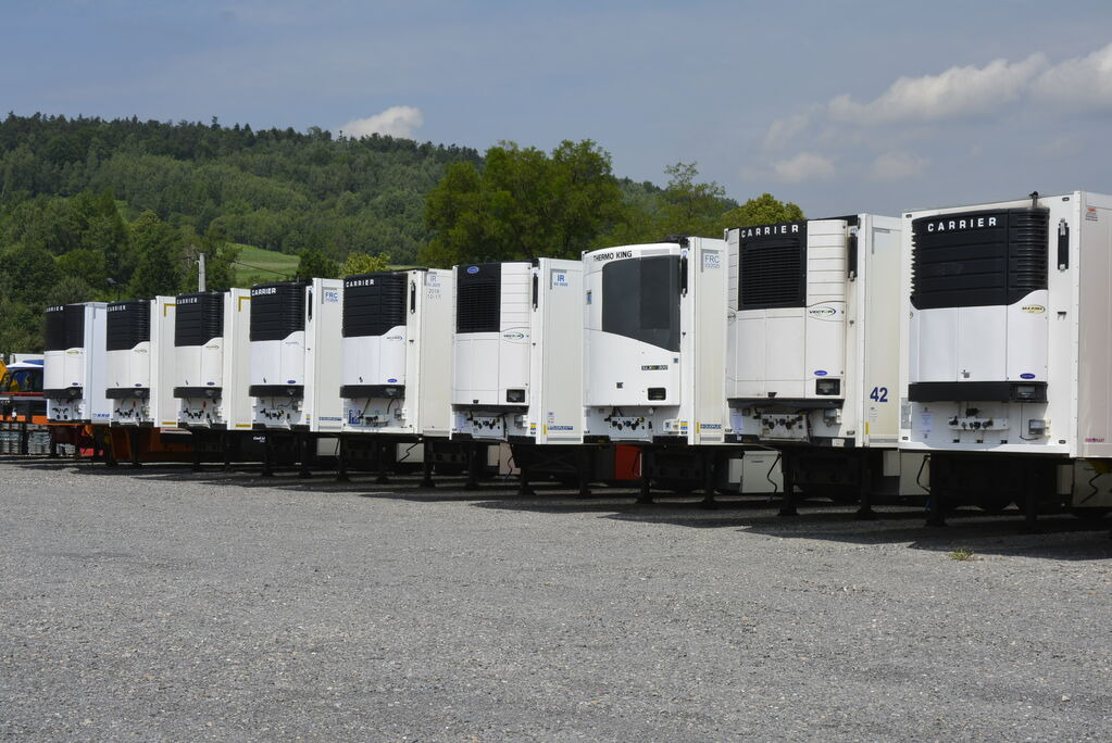 DUETDUDA - Félpótkocsik undefined: 4 kép.