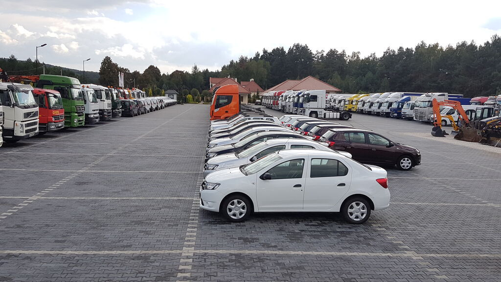 DUETDUDA - Félpótkocsik undefined: 12 kép.