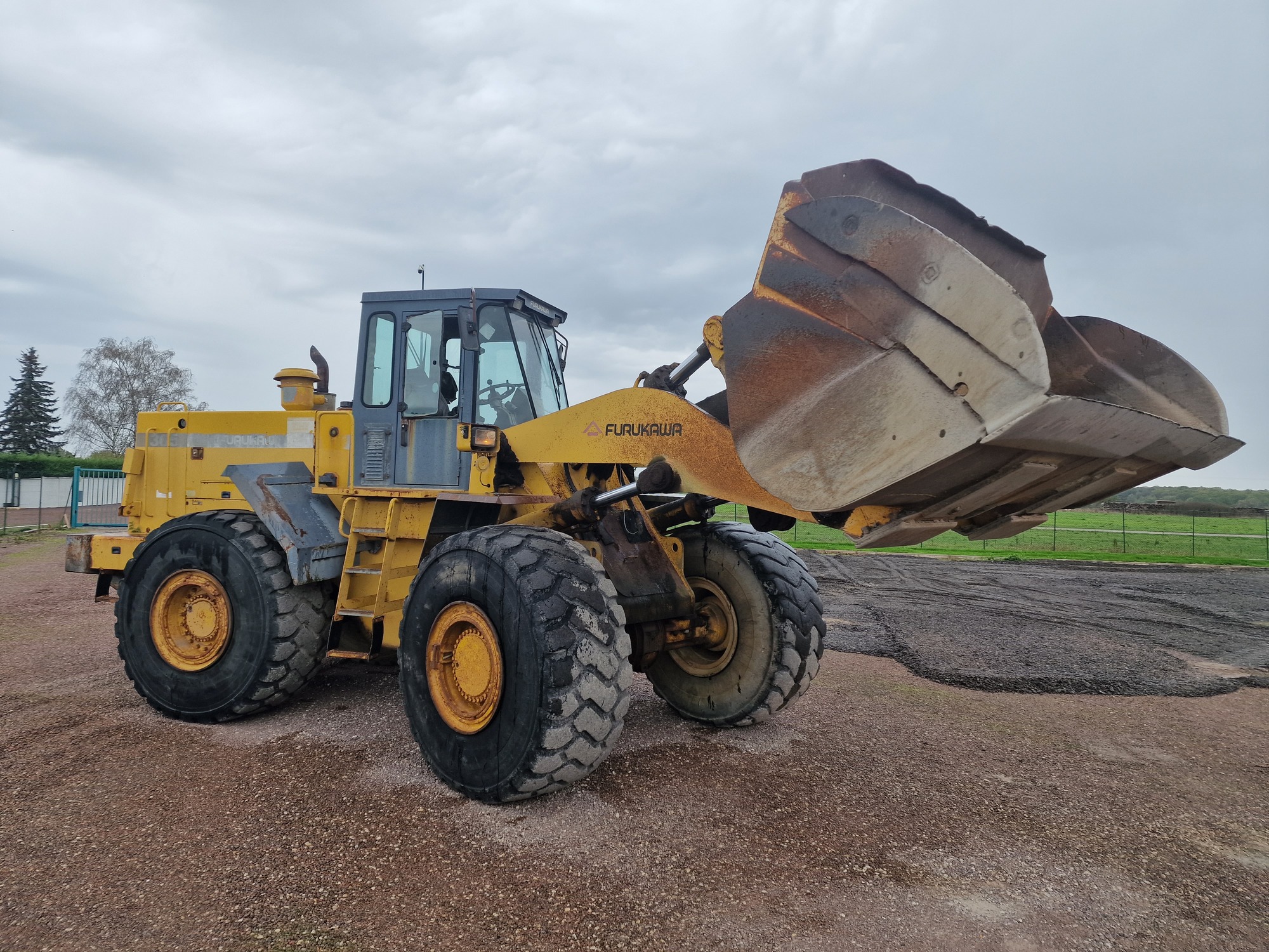 NV TRADING - Teherautók - Év: 2012, 4x2 undefined: 4 kép.