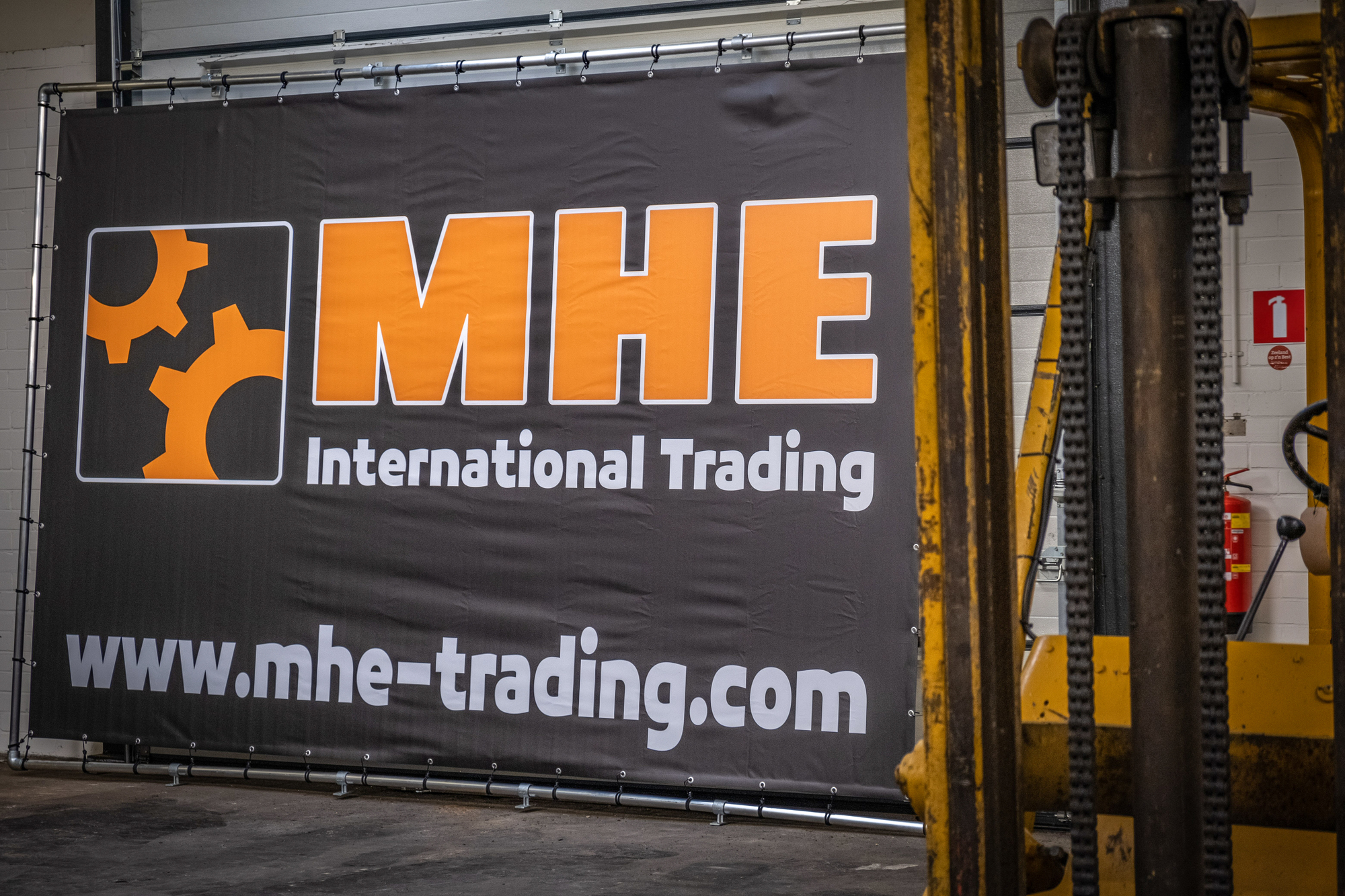 MHE International Trading B.V. - eladó járművek undefined: 1 kép.