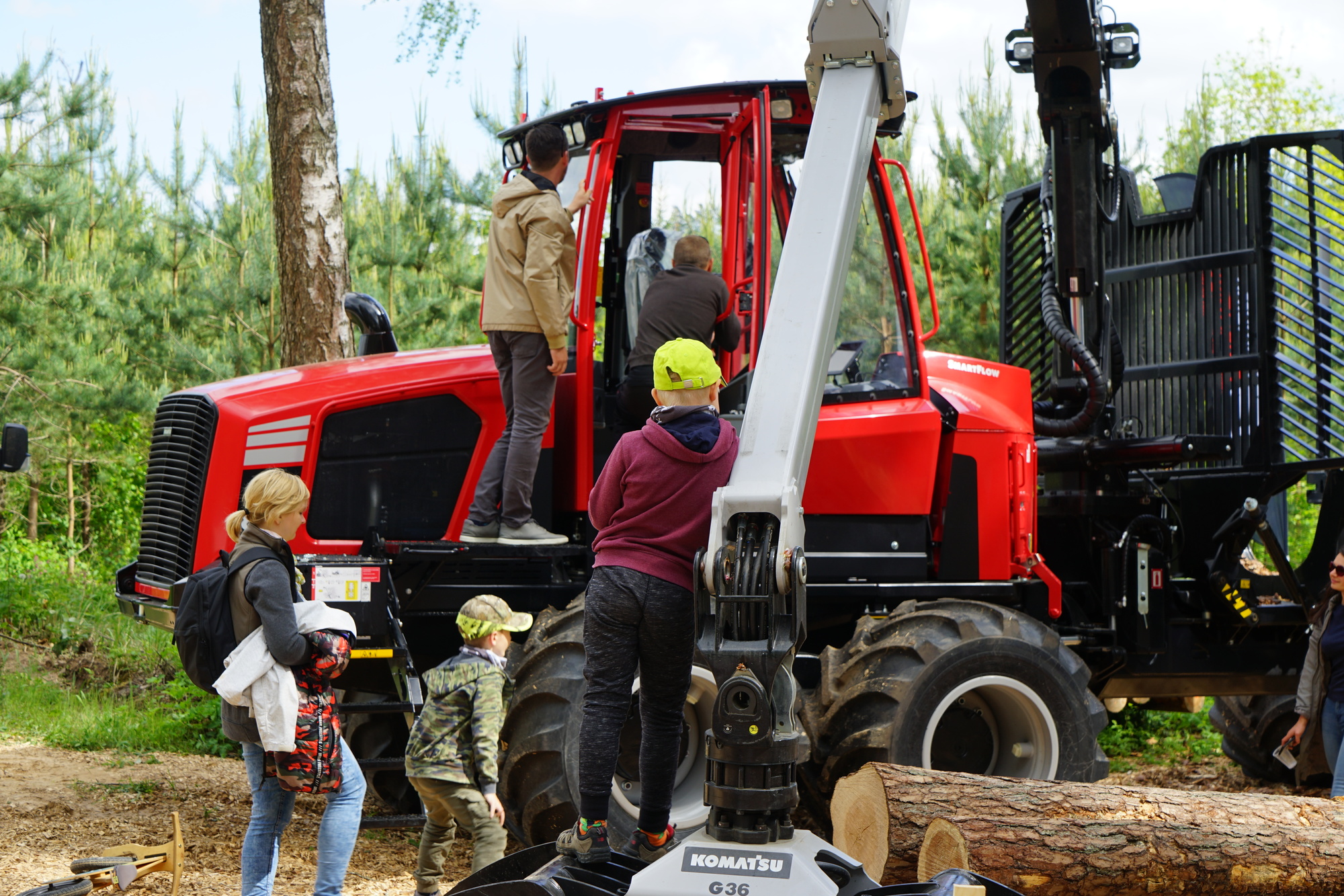 SIA "Haitek Latvia" undefined: 33 kép.