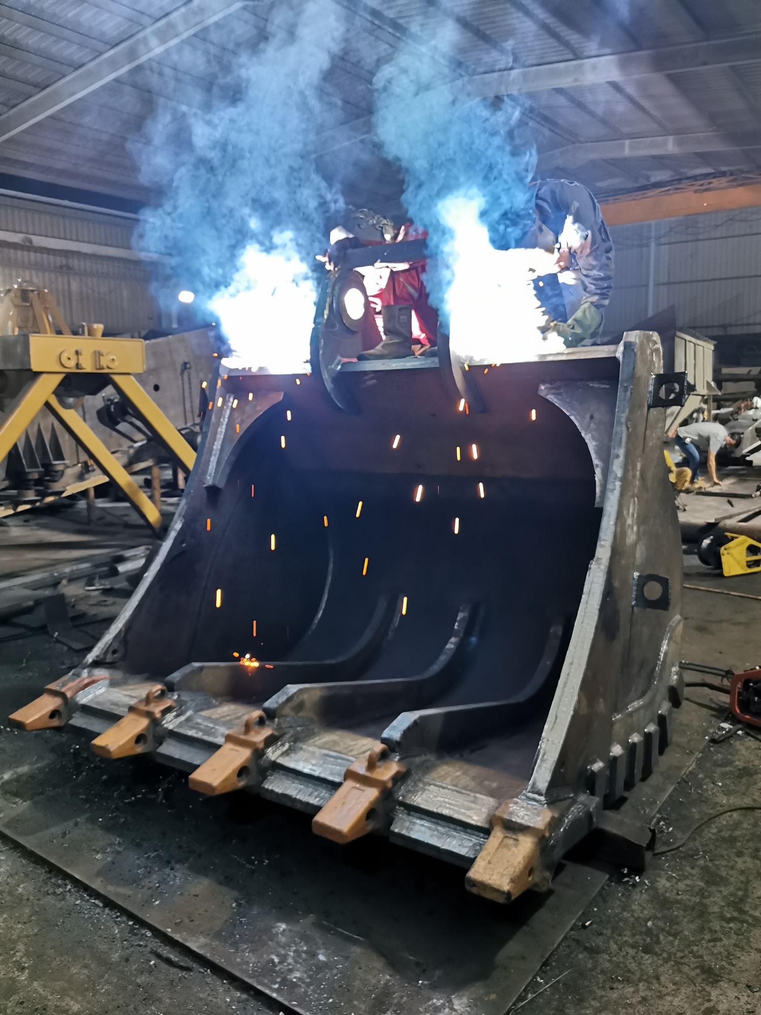 Al Mahad Engineering (AME Attachments) - eladó járművek undefined: 18 kép.