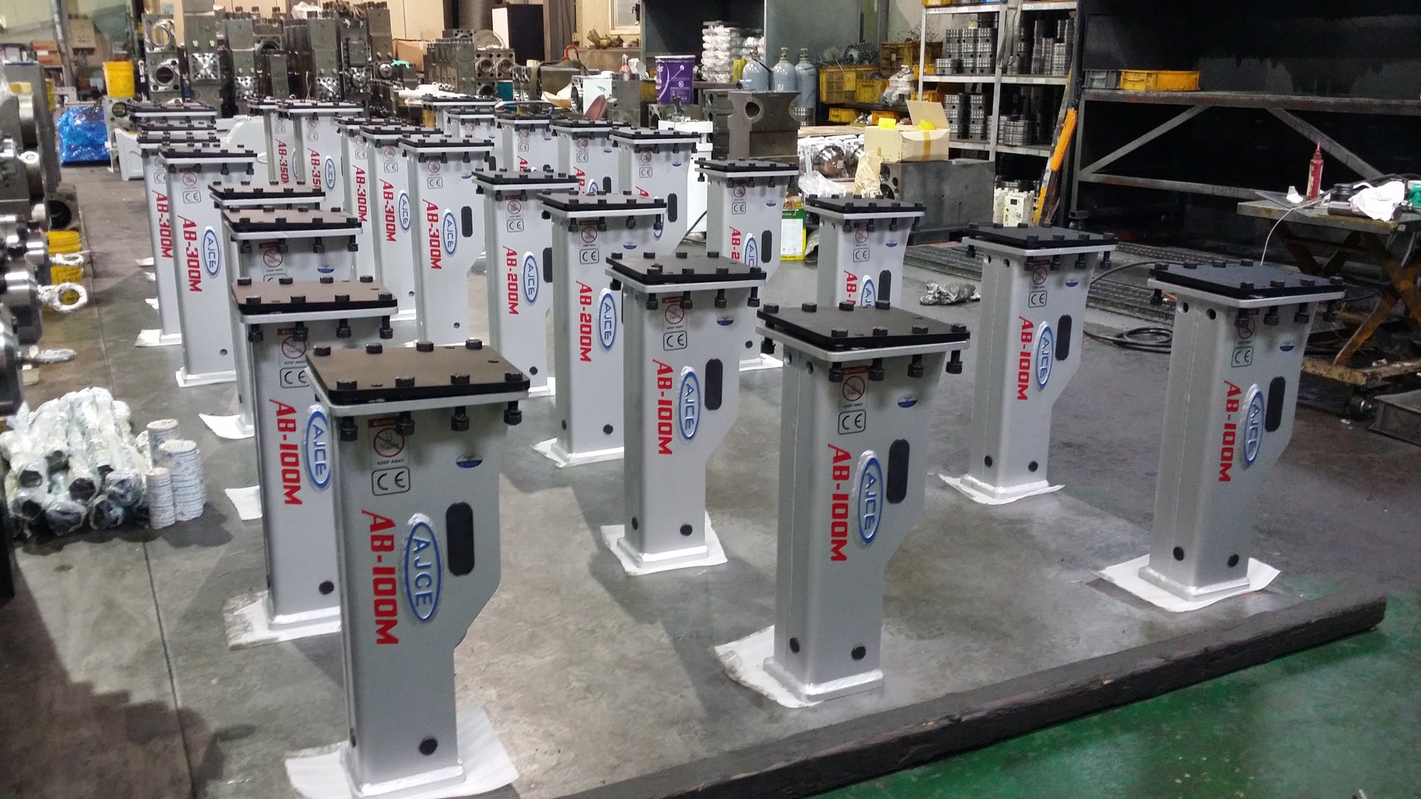 AJCE EUROPE - Adapterek ATLAS undefined: 274 kép.