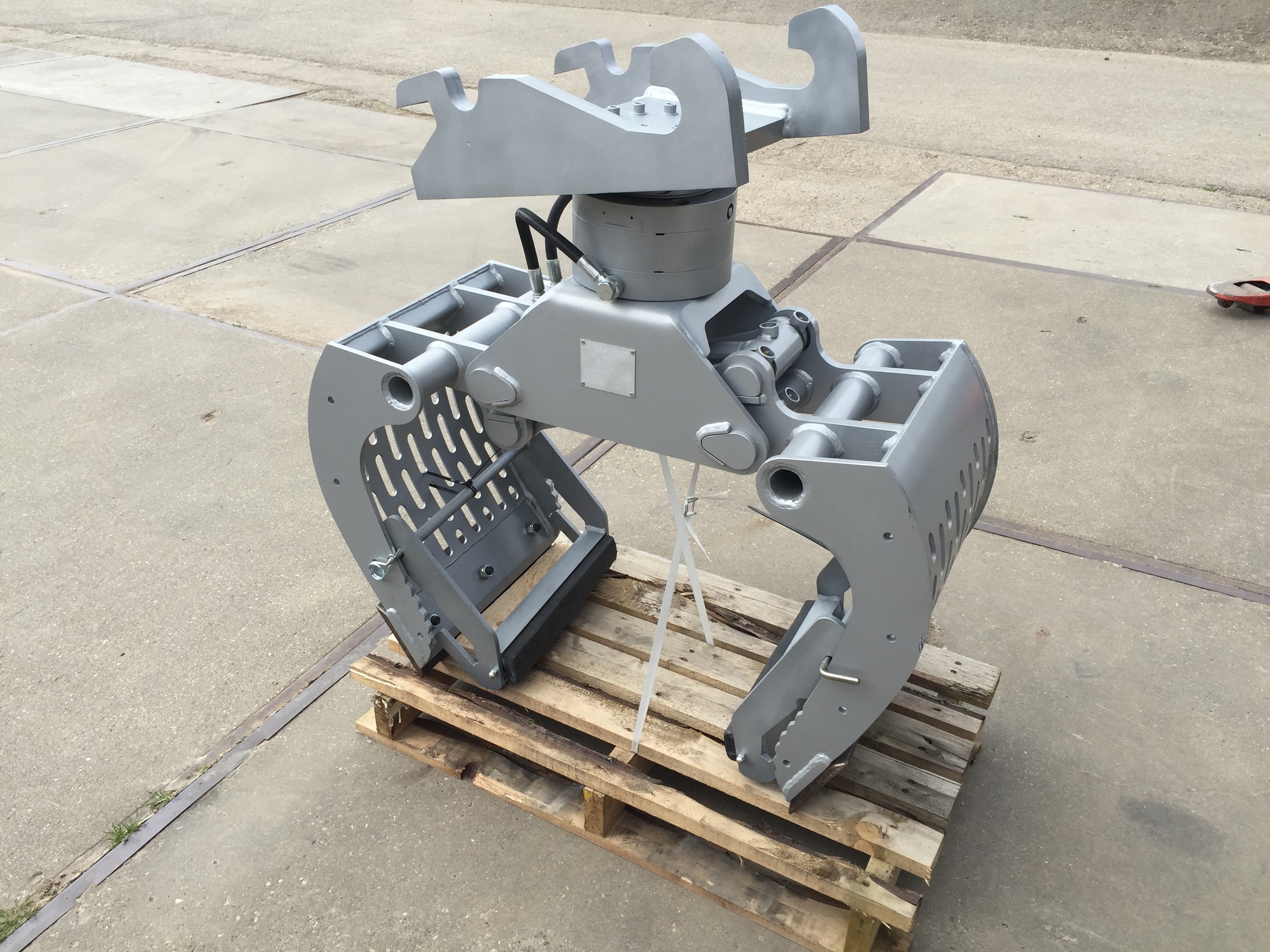 AJCE EUROPE - Adapterek ATLAS undefined: 146 kép.