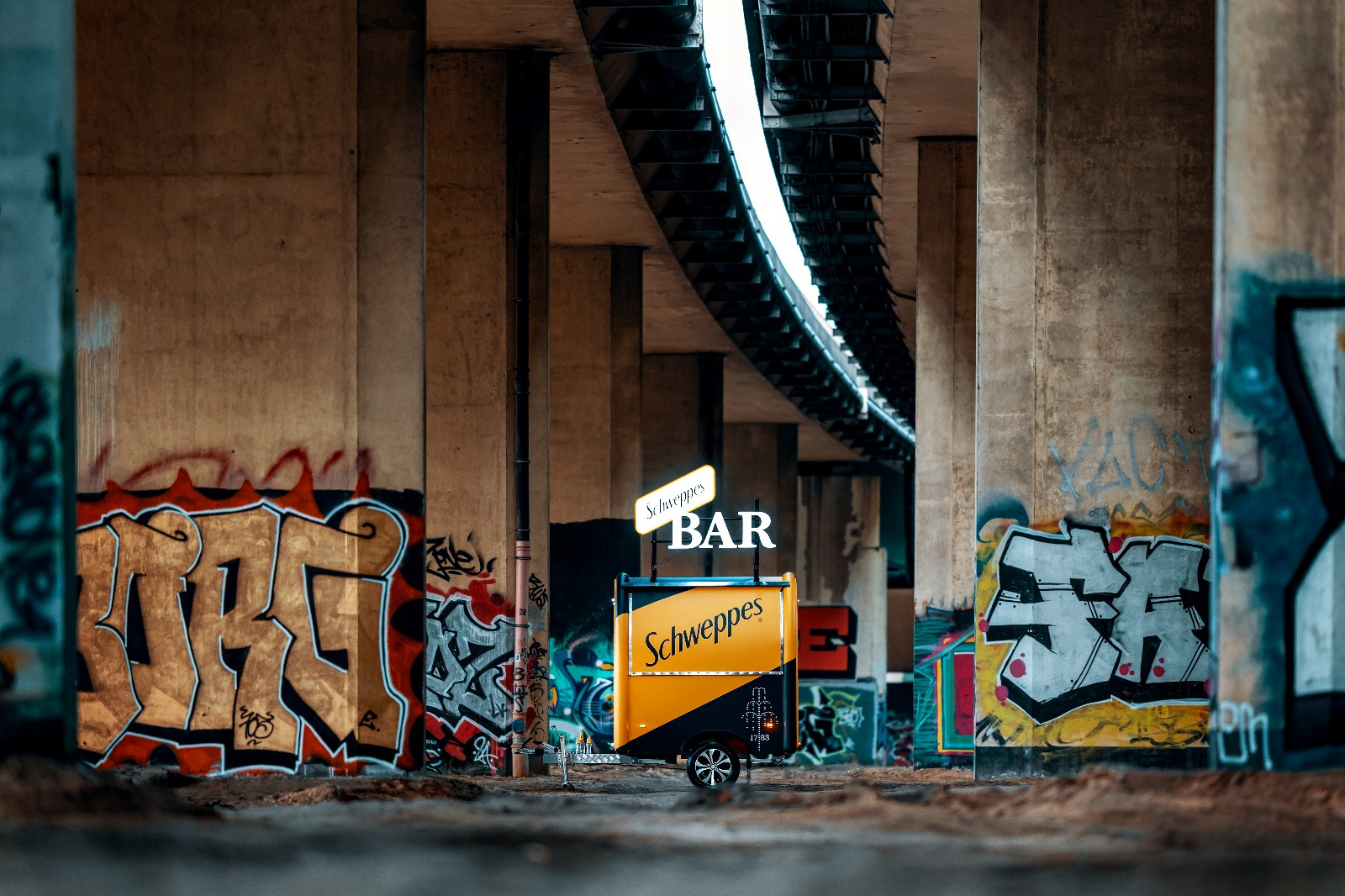 SHINE - American Food Truck undefined: 30 kép.