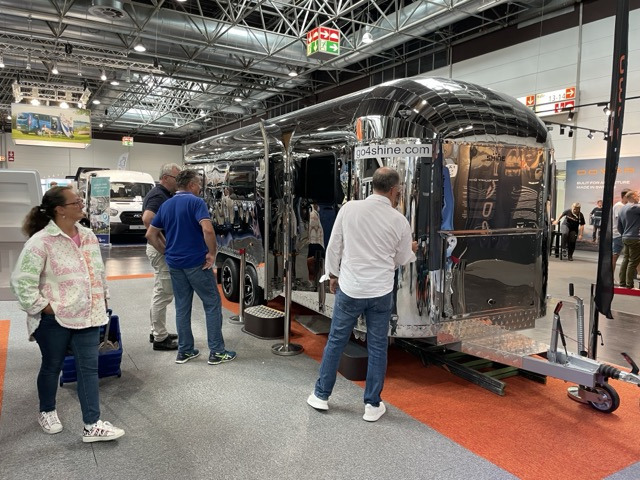 SHINE - American Food Truck undefined: 28 kép.