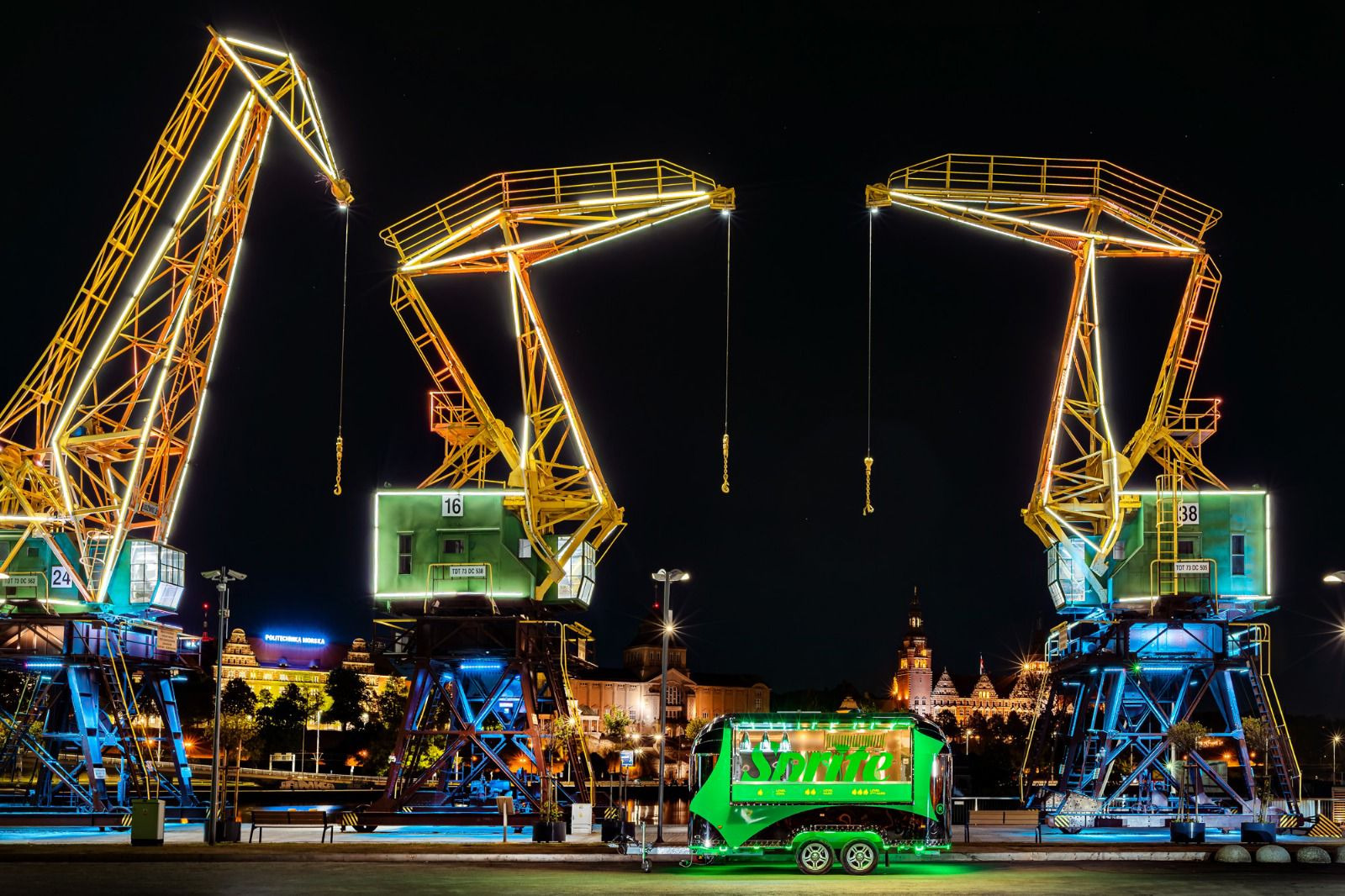 SHINE - American Food Truck undefined: 5 kép.