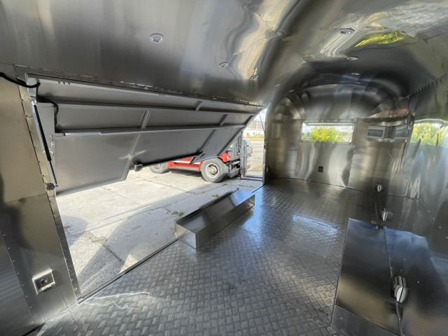 SHINE - American Food Truck undefined: 21 kép.