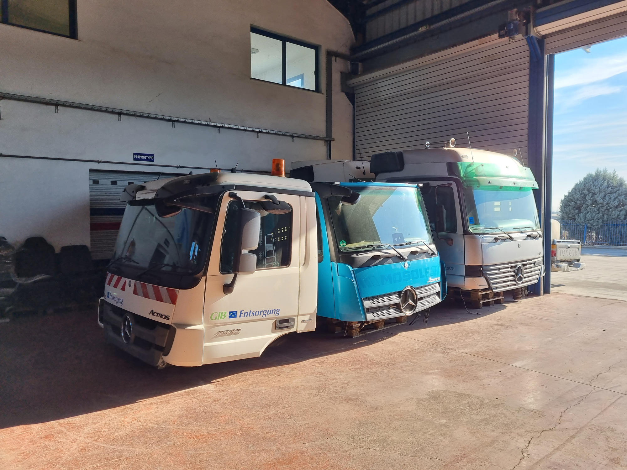 GERGOLAS SERVICE & SPARE PARTS - eladó járművek undefined: 1 kép.