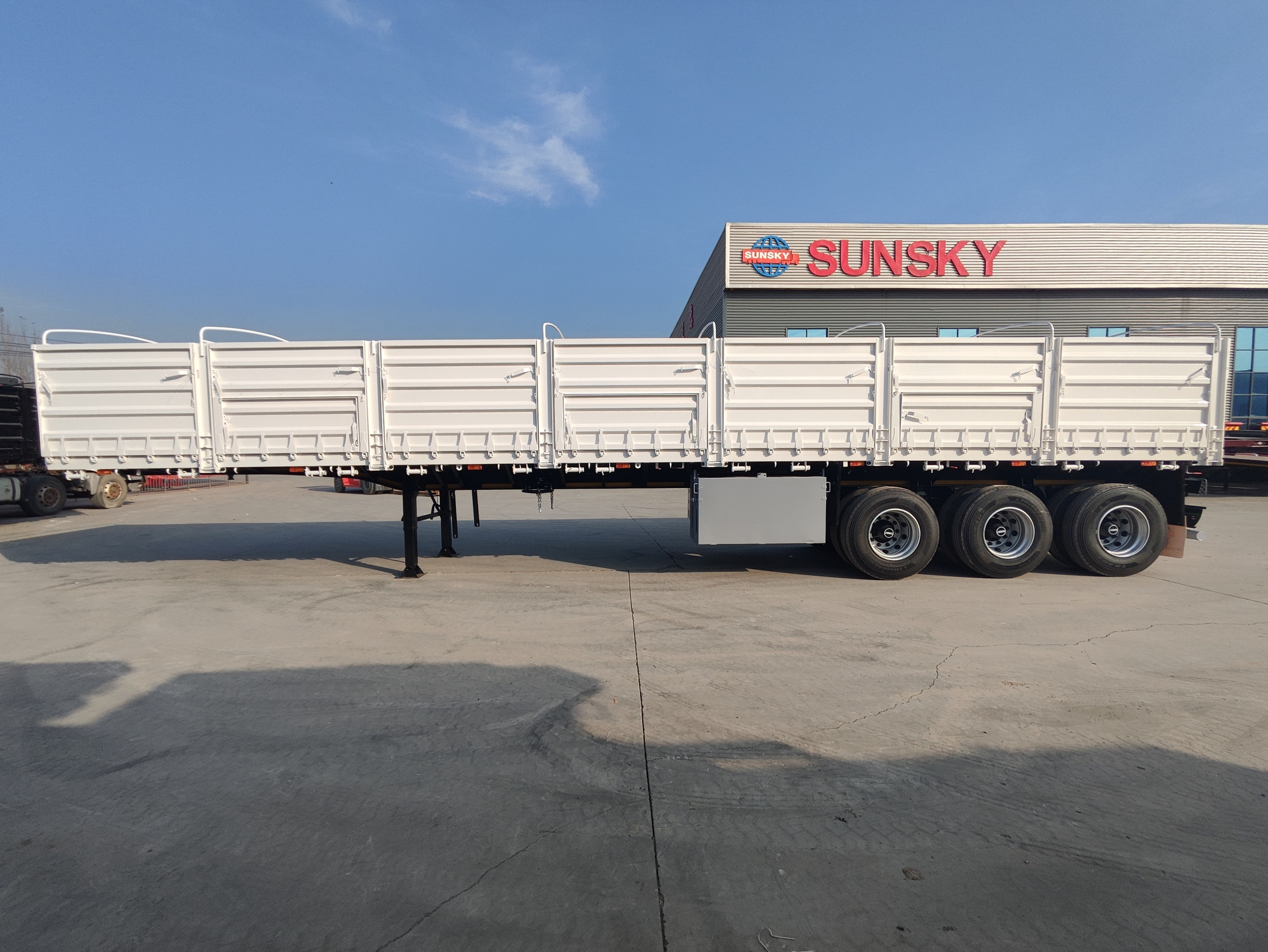 Xiamen Sunsky Vehicle Co.,Ltd - Nyergesvontatók - Euro 2 undefined: 13 kép.